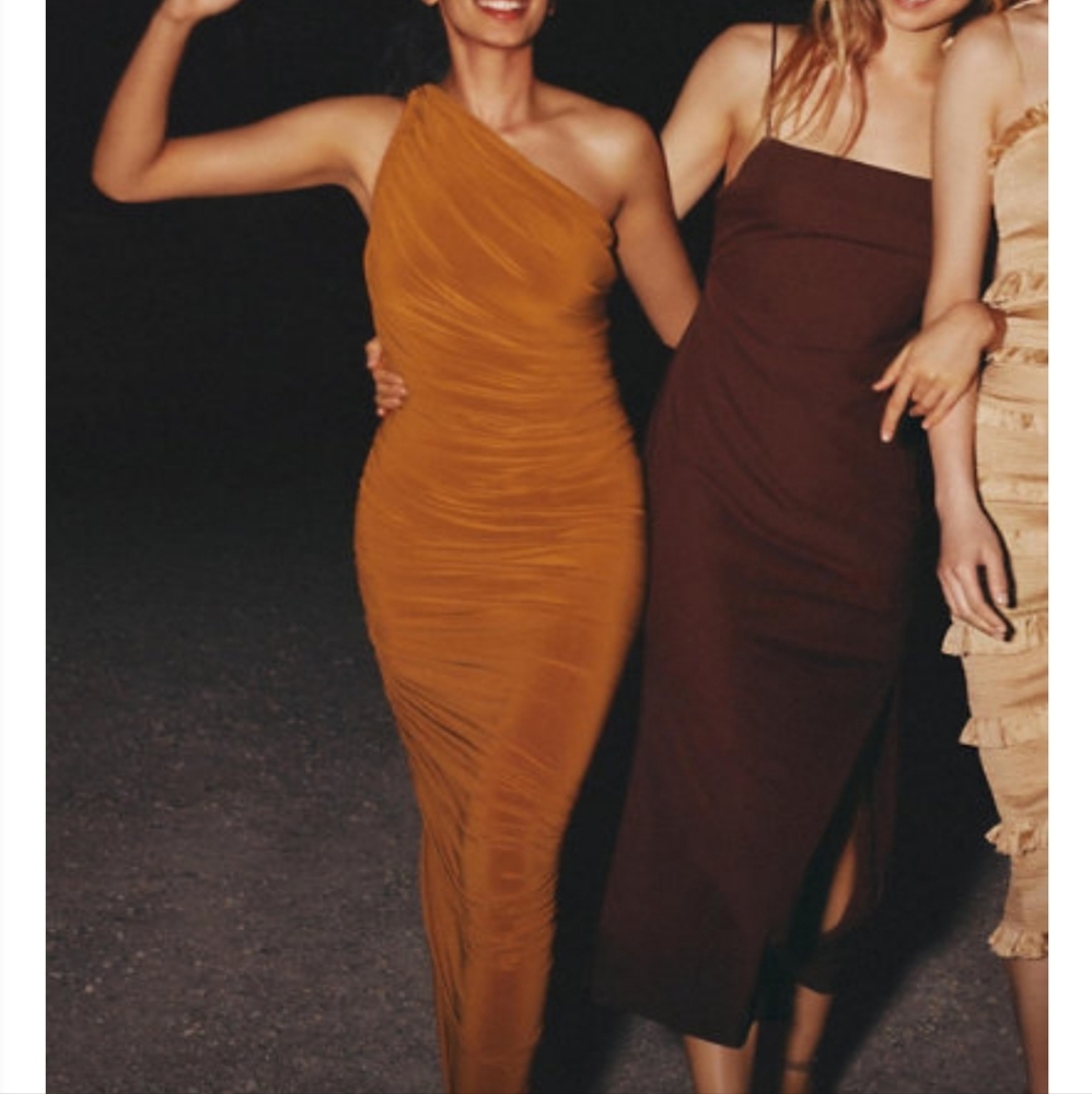 Norma Kamali Diana Dress